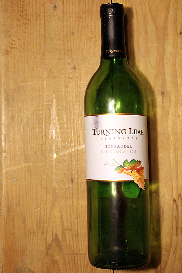 Gallo-turning-leaf-zinfandel